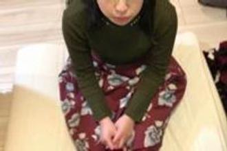 FC2-PPV-1266839 【数量有限】未经审查的数量有限，因为它似乎是由某个办公室决定的。作为偶像活跃的年轻可爱的女孩被两个成年人性交