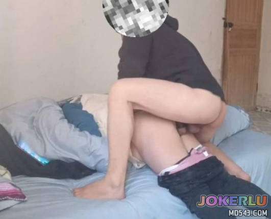  苦等几个月终于狠下心骗农村嫂子到自己房间真实强奸